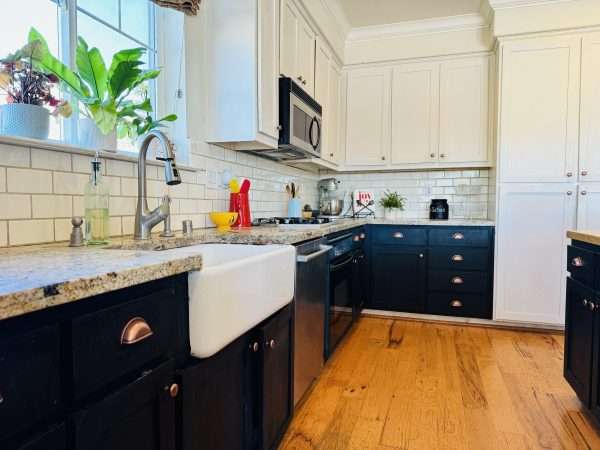 Black and White kitchen cabinets redoux 4